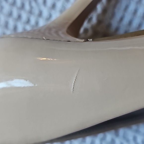 Womens Guess MGMerilyn Ivory Pumps/Heels Size 9M - Picture 10 of 10